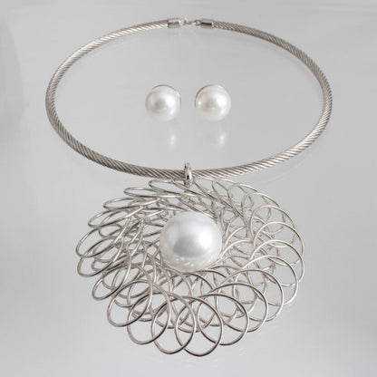 Silver Filigree Pearl Pendant Collar Necklace Set
