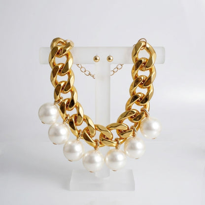Ultra Chunky Gold Chain Necklace with Pearls
